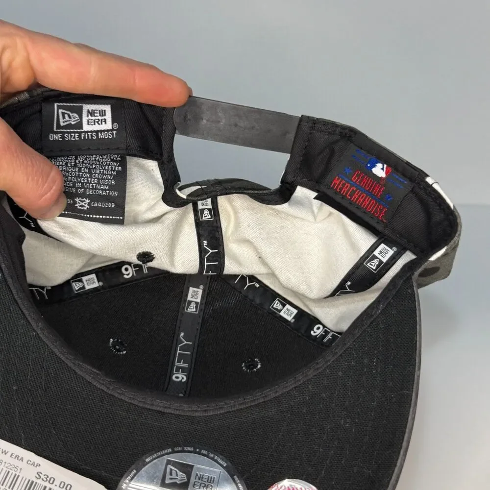 New Era 9Fifty NY Yankees Camo Snapback Hat Black Logo Suede Brim MLB Cap